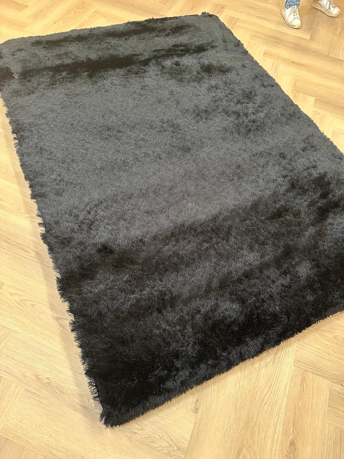 Vloerkleed Shinny div kleuren