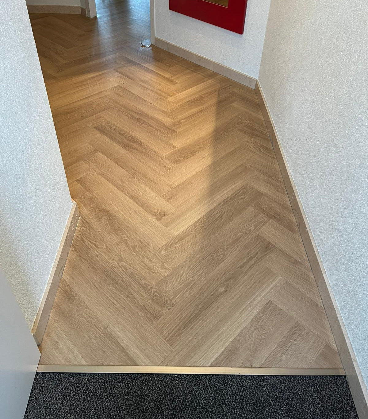 Ophira series warm eiken visgraat PVC klik – van iVloer Vianen