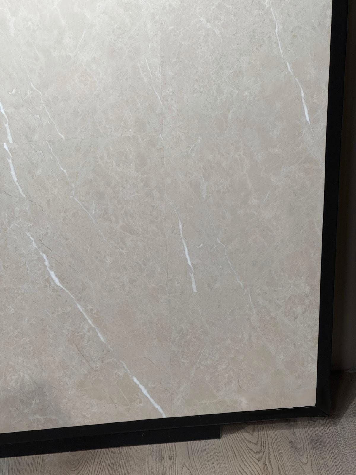 Vetra series beige marmer PVC tegel Klik