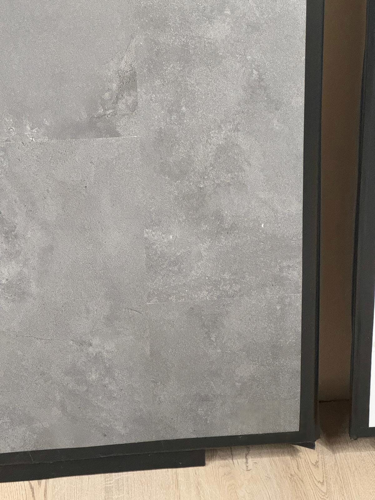 Vetra series donkergrijs marmer PVC tegel Klik