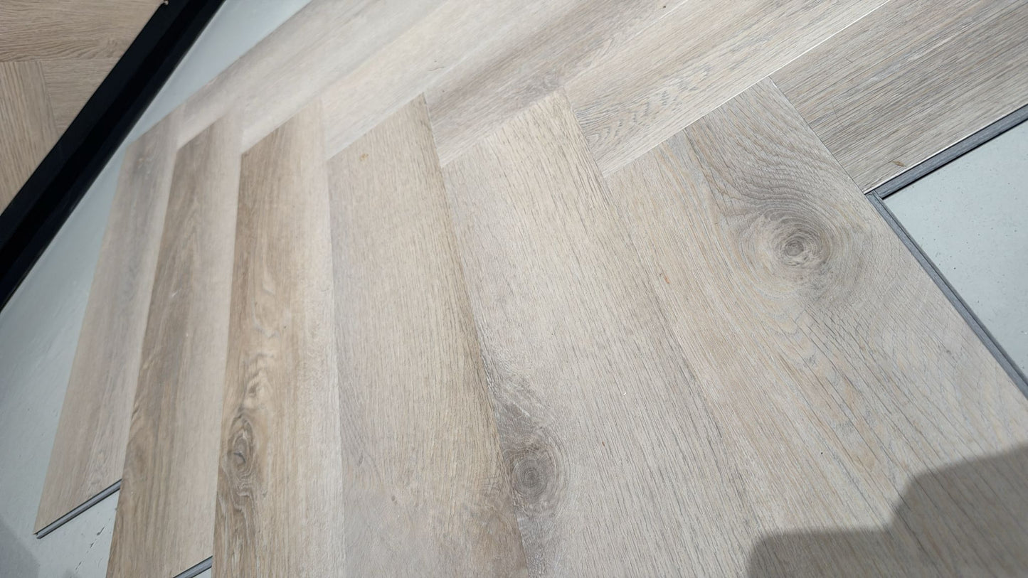 Maison Linea Herringbone Visgraat PVC Vloer ML03 KLIK