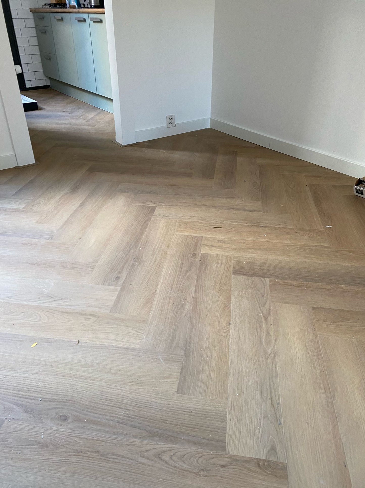 Demonte series eiken beige visgraat PVC Klik