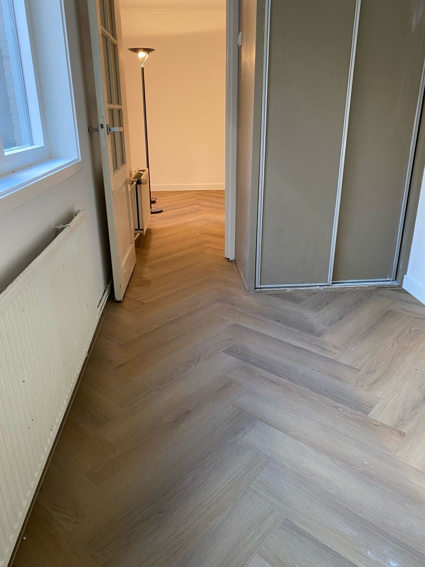 Demonte series eiken beige visgraat PVC Klik